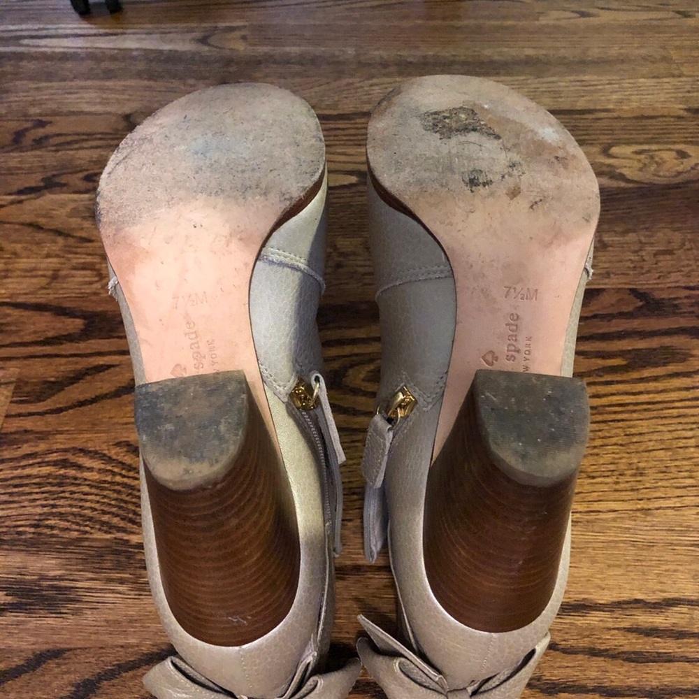 Kate Spade Stone New York Lanise Back Bow Booties - Picture 7 of 8